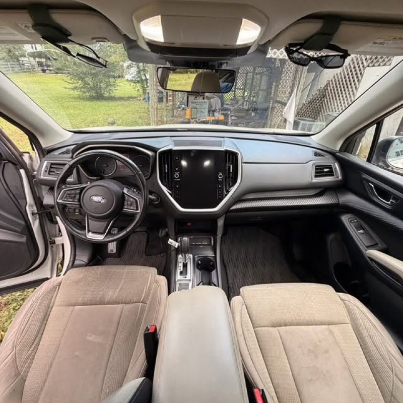 After: Subaru Ascent: Front seats and console