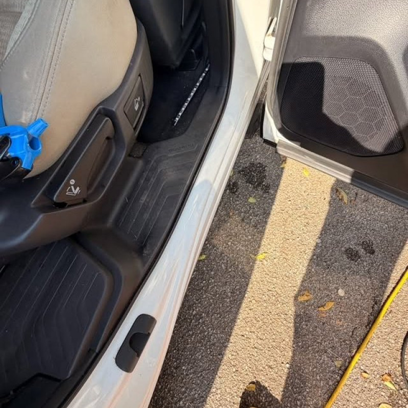 After: Subaru Ascent: Door sill